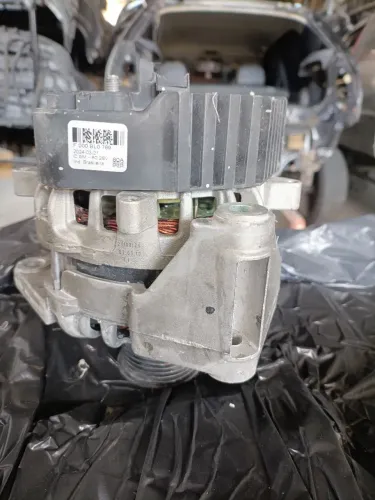Alternador / PEÇA MODELO F000.BL0.770