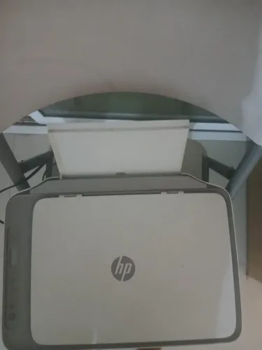 IMPRESSORA HP excelente ,precisa tinteiros novos