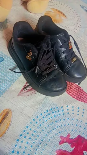 Tenis molequinha
