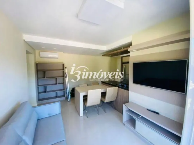 Apartamento para locação anual, mobiliado, com 2 quartos (sendo uma suíte), 1 vaga de gara
