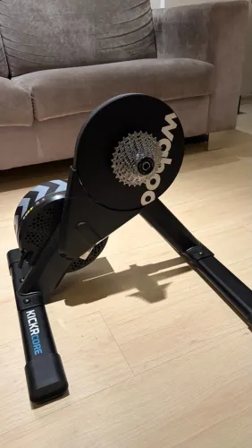 Rolo de treino Wahoo Trainer Kick Core 2