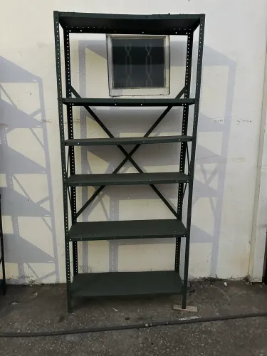 Prateleira de aço chapa grossa