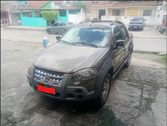 Fiat Strada Adventure1.8/ 1.8 Locker Flex CD 2011