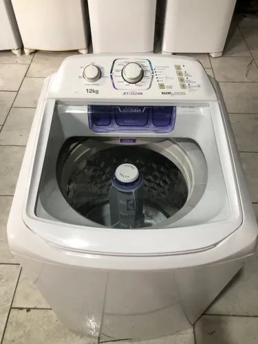 Máquina Electrolux 12kg