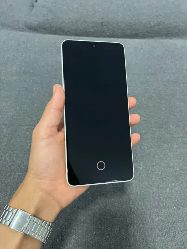Celular pocox6 usado novo, sem danos e excelente para jogos