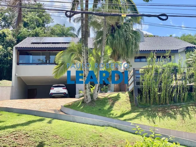CASA EM CONDOMÍNIO - CONDOMÍNIO HILLS 1 E 2 - SP