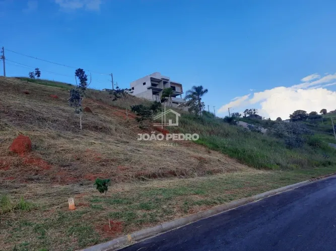 Terreno de 630m² no Condomínio Conde de Taubaté