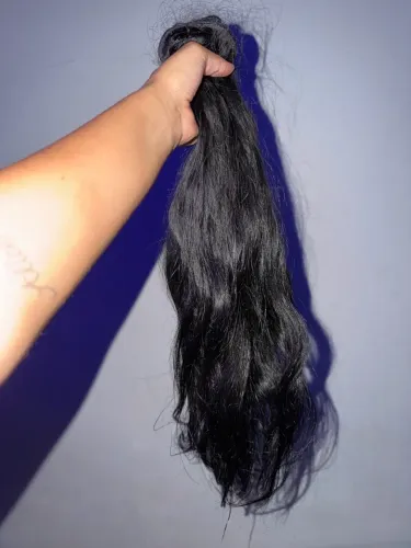 Cabelo humano no método ponto americano.
