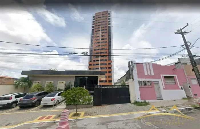 Apto na Cidade Alta com 3/4 Sendo 01, 75m² no Alto da Boa Vista, Andar Alto, 02 Vagas Cob