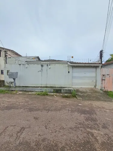 Casa à Venda no Renascer I