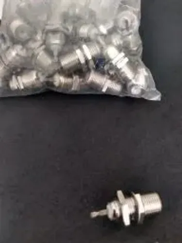 conector f fémea p/ painel ( 40 pçs)