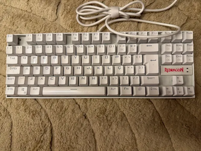 Teclado red dragon