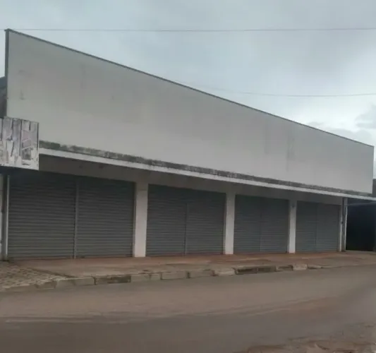 Aluga-se Loja Comercial 