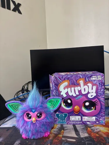 Boneco Furby