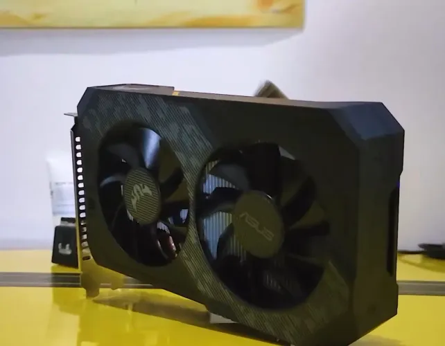 Placa de vídeo GTX 1650 4GB ASUS TUF