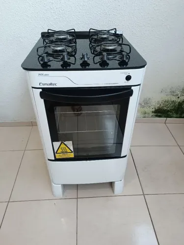Fogão Esmaltec 4 bocas manual mesa de vidro muito bem conservado!