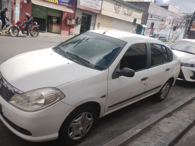 Renault Symbol Expression Hi-flex 1.6 8V 4P 2010