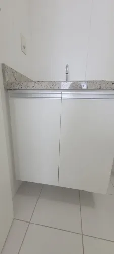 Balcao de banheiro com pia