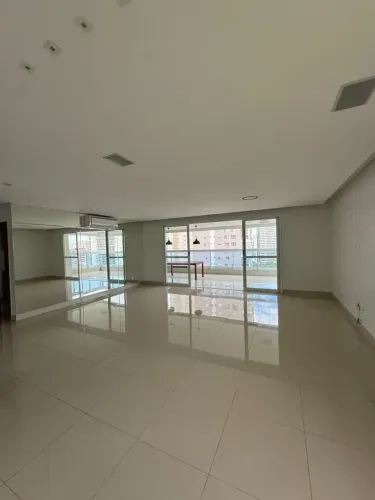Apartamento de 177m2 à venda, Edifício The One, Jardim Goiás.