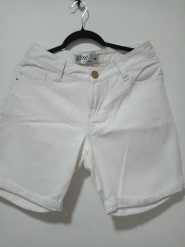 BERMUDA BRANCA FEMININA NÚMERO 38/40