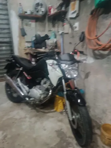 Vende moto CG