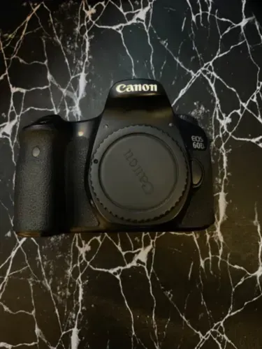 CANON 60D CORPO