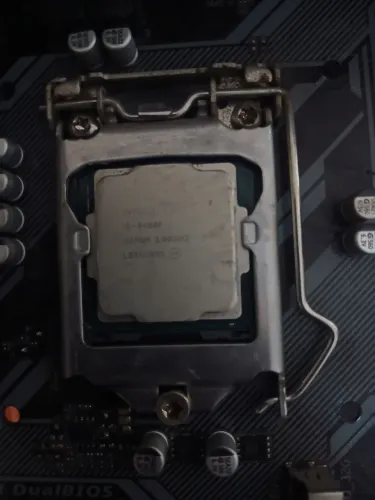 I5 9400f+cooler intel