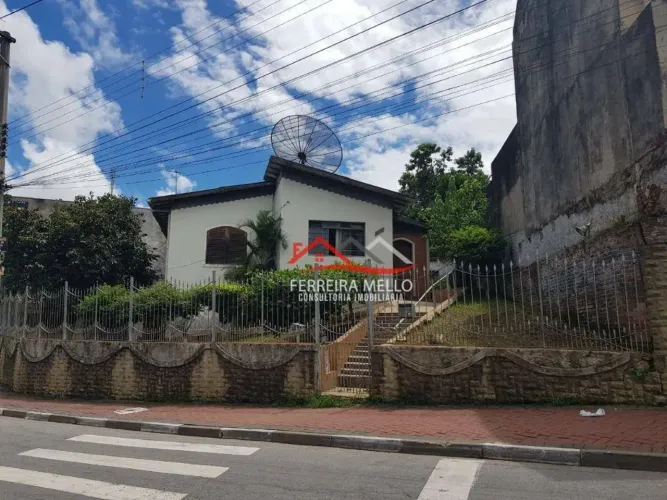 Casa com 3 dormitórios à venda, 150 m² por R$ 680.000,00 - Centro - Francisco Morato/SP