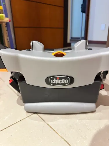  bebê conforto com base isofix chicco bravo 