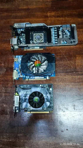 3 placas de video pra reparo