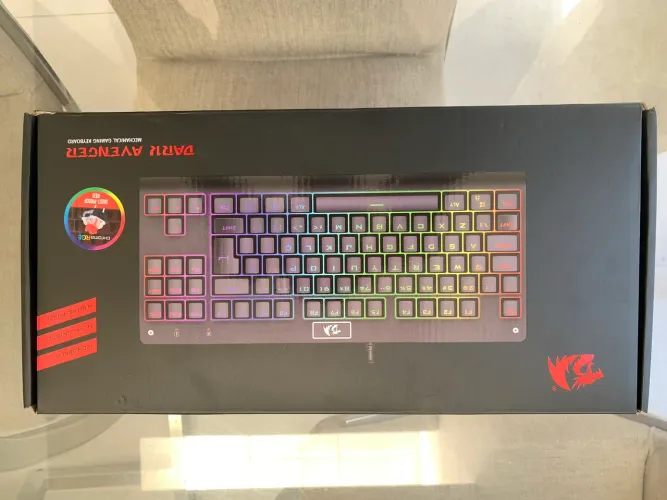 NOVO LACRADO Teclado MECÂNICO Redragon Dark Avenger RGB switch RED