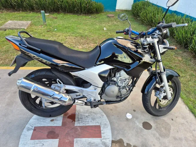 Yamaha fazer em perfeitas condições