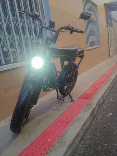 Bike elétrica V8 banco extensor 4900$ oportunidade