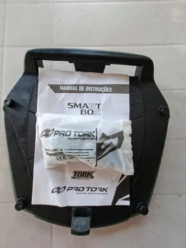 Suporte para Bau Protork 45 litros novo com manual e ferragens