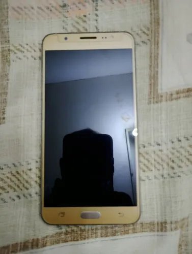 Celular jota 7 Excelente estado geral ....