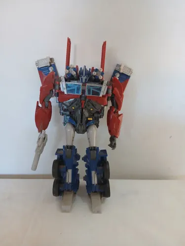 Bonecos transformers