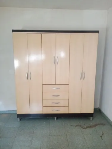 ARMÁRIO 6 PORTAS COM 4 GAVETAS 