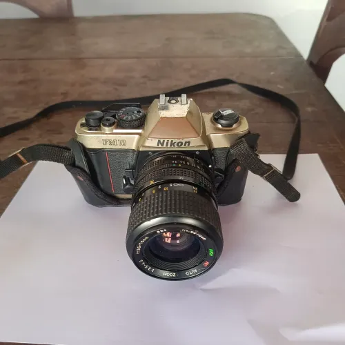 Câmera fotográfica Nilton FM-10