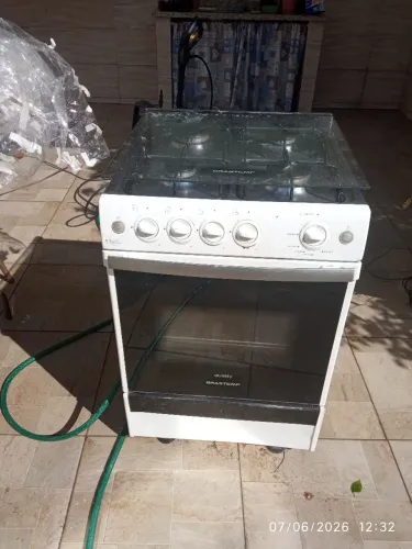 Fogão Brastemp com defeito