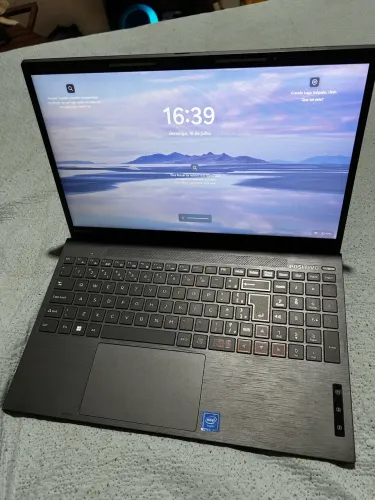 Notebook positivo vision c14