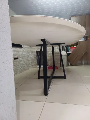 Mesa sem cadeira 