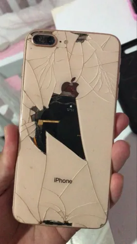 IPHONE 8 PLUS 64 GB QUEBRA GALHO