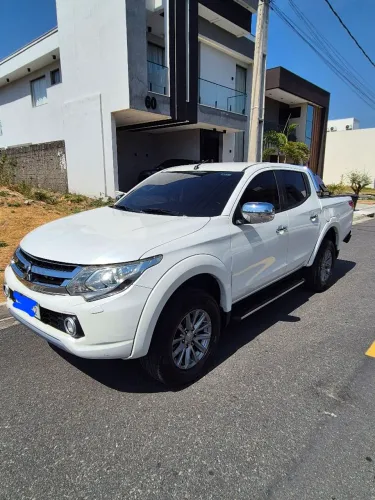 Mitsubishi L200 Triton Sport HPE-S 2.4 CD Dies. AUT 2019
