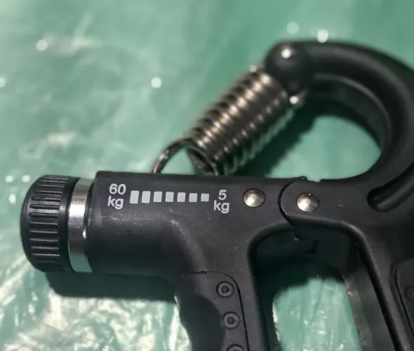 Vende_se um hand grip ajustável