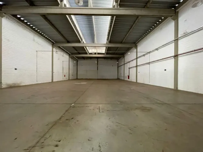 Galpão para alugar, 994 m² por R$ 13.775,00/mês - Loteamento Industrial Salto Grande I - A