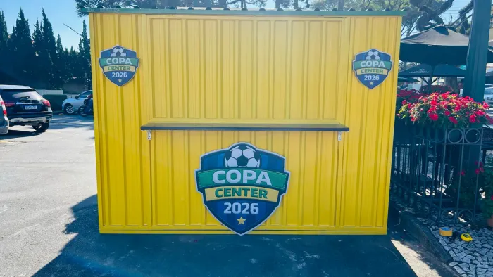 Vendo Contêiner - 3x1,5m ( semi novo )