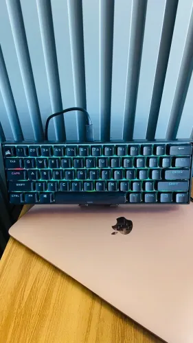 Teclado Mecanico Corsair K65 RGB 60%