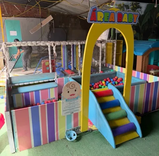Brinquedo área baby M 