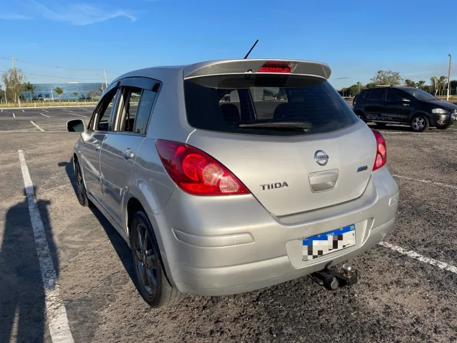 Nissan Tiida S 1.8/1.8 Flex 16V Mec. 2012