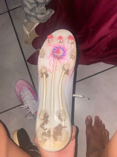 Chuteira adidas